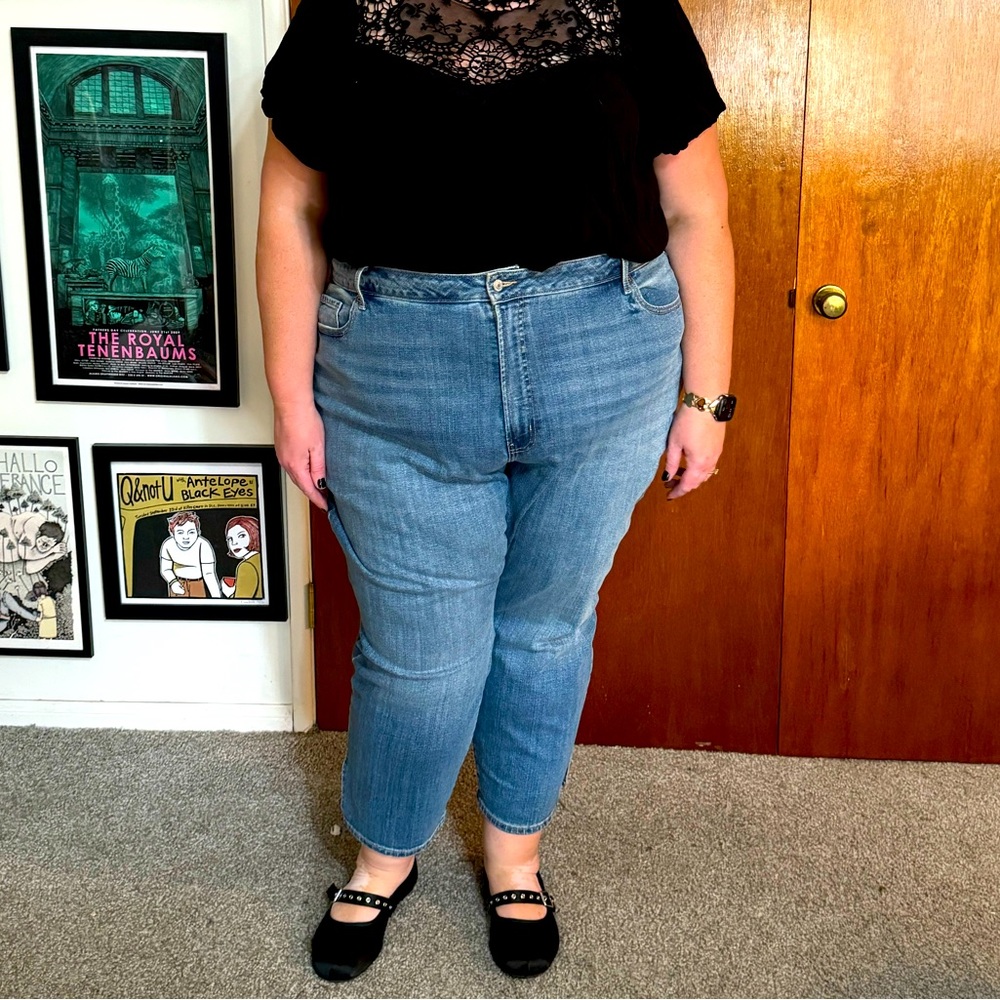 Old Navy high rise curvy OG straight size 30W, 30 jeans. NWT. Light stretch.